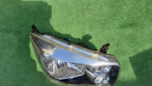 Laden Sie das Bild in den Galerie-Viewer, Frontscheinwerfer Suzuki Celerio 100-18122 Rechts Scheinwerfer Headlight SCH4563980107yz