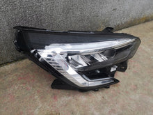 Laden Sie das Bild in den Galerie-Viewer, Frontscheinwerfer Renault Clio I 5 260100902R Rechts Scheinwerfer Headlight SCH4573047188sj