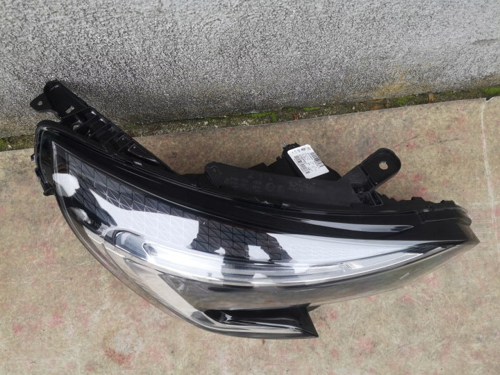 Frontscheinwerfer Renault Clio I 5 260100902R Rechts Scheinwerfer Headlight SCH4573047188sj