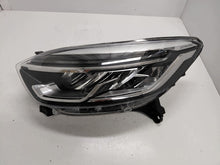 Laden Sie das Bild in den Galerie-Viewer, Frontscheinwerfer Renault Captur I 260606152R Links Scheinwerfer Headlight SCH4573312904ml