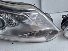 Load image into Gallery viewer, Frontscheinwerfer Ford Focus III BM5113D155AJ BM5113D154AJ Ein Satz Headlight SCH4585868967qe