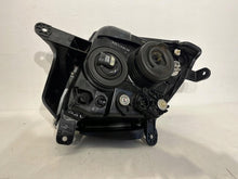 Laden Sie das Bild in den Galerie-Viewer, Frontscheinwerfer Isuzu D-Max I 9922681017 Links Scheinwerfer Headlight SCH4599434409xz
