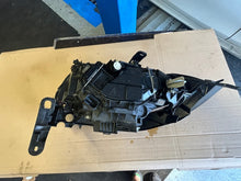 Load image into Gallery viewer, Frontscheinwerfer BMW 1 E87 7170292 Xenon Rechts Scheinwerfer Headlight SCH4602816392yb