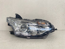 Laden Sie das Bild in den Galerie-Viewer, Frontscheinwerfer Mitsubishi Outlander III 8301C2-24 Rechts Headlight SCH4620197668sy