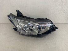 Laden Sie das Bild in den Galerie-Viewer, Frontscheinwerfer Mitsubishi Outlander III 8301C2-24 Rechts Headlight SCH4620197668sy