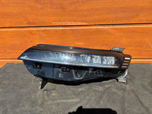 Laden Sie das Bild in den Galerie-Viewer, Frontscheinwerfer Renault Megane I E-Tech 260607213R Full LED Links Headlight SCH4620899180id