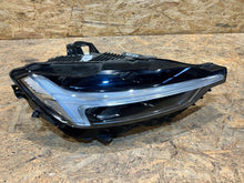 Laden Sie das Bild in den Galerie-Viewer, Frontscheinwerfer Volvo Xc60 32404706 Rechts Scheinwerfer Headlight SCH4634211088tu