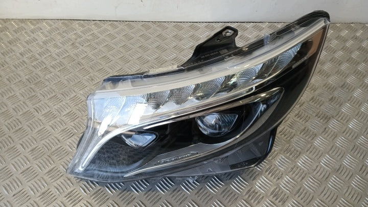 Frontscheinwerfer Mercedes-Benz Vito A4479061401 LED Links Headlight SCH4636447422ky