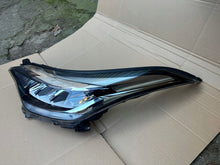Laden Sie das Bild in den Galerie-Viewer, Frontscheinwerfer Toyota Chr 81150-F4180 Ein Satz Scheinwerfer Headlight SCH4641040759zi