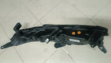 Laden Sie das Bild in den Galerie-Viewer, Frontscheinwerfer Mitsubishi Eclipse Cross I 901461200PBK Full LED Rechts SCH4641623251xz