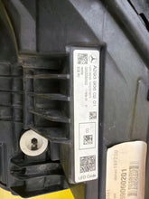 Laden Sie das Bild in den Galerie-Viewer, Frontscheinwerfer Mercedes-Benz Eqc A2939060201 LED Rechts Headlight SCH4645526441mq