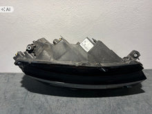 Laden Sie das Bild in den Galerie-Viewer, Frontscheinwerfer Skoda Octavia IV 5E4941010 Rechts Scheinwerfer Headlight SCH4650034436wf