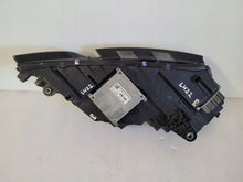 Laden Sie das Bild in den Galerie-Viewer, Frontscheinwerfer Skoda Octavia III 5E1941015F Links Scheinwerfer Headlight SCH4657276586wy