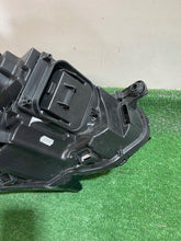 Load image into Gallery viewer, Frontscheinwerfer VW Passat B8 3G1941035 LED Links Scheinwerfer Headlight SCH4658840147pe