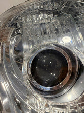 Laden Sie das Bild in den Galerie-Viewer, Frontscheinwerfer Mitsubishi Pajero I 10087875 Rechts Scheinwerfer Headlight SCH4660176094os