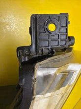 Laden Sie das Bild in den Galerie-Viewer, Frontscheinwerfer Suzuki I Ignis 100-59347 LED Rechts Scheinwerfer Headlight SCH4665009205uy