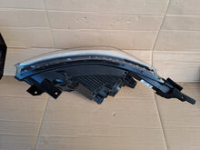 Laden Sie das Bild in den Galerie-Viewer, Frontscheinwerfer Kia Stonic 92102-H8 LED Rechts Scheinwerfer Headlight SCH4678808592hb