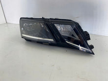 Load image into Gallery viewer, Frontscheinwerfer Skoda Octavia III 5E1941016D LED Rechts Scheinwerfer Headlight SCH4683820452le