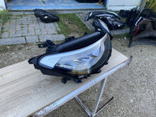 Load image into Gallery viewer, Frontscheinwerfer VW Id.3 10B941006A LED Rechts Scheinwerfer Headlight SCH4684194735fq