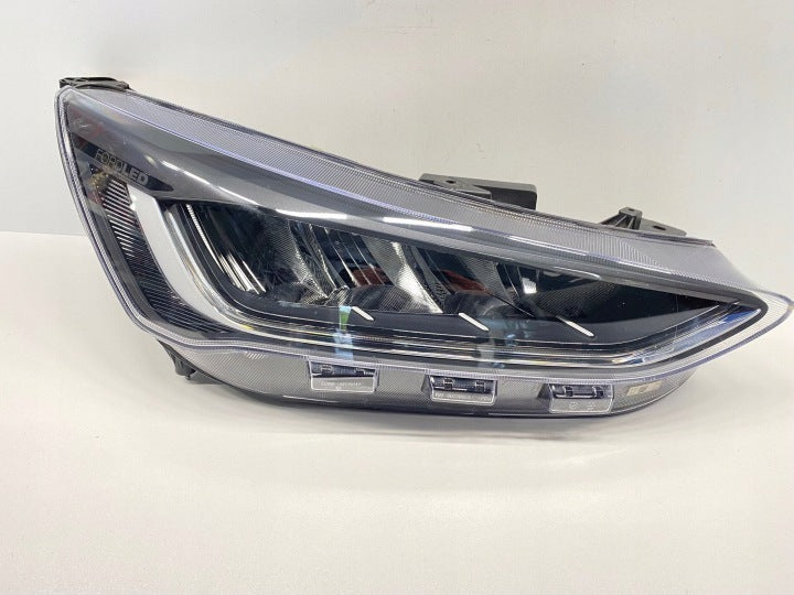 Frontscheinwerfer Ford Focus NX7B-13E014-CF LED Rechts Scheinwerfer Headlight SCH4700518654cu
