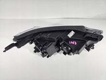 Laden Sie das Bild in den Galerie-Viewer, Frontscheinwerfer Ssangyong Rexton W 83101360011 Xenon Links Headlight SCH4702169591pm