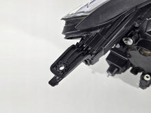 Laden Sie das Bild in den Galerie-Viewer, Frontscheinwerfer Ssangyong Rexton W 83101360011 Xenon Links Headlight SCH4702169591pm