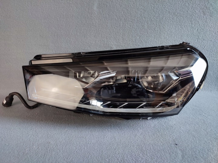 Frontscheinwerfer Skoda Fabia I 6VB941015B LED Links Scheinwerfer Headlight SCH4704922743kh