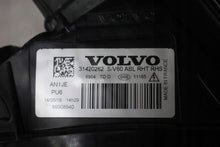 Laden Sie das Bild in den Galerie-Viewer, Frontscheinwerfer Volvo V60 31420262 Rechts Scheinwerfer Headlight SCH4705862169zx