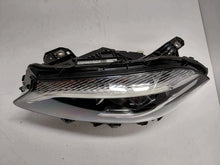 Laden Sie das Bild in den Galerie-Viewer, Frontscheinwerfer Mercedes-Benz W176 A1769068900 Links Scheinwerfer Headlight SCH4706130112ai