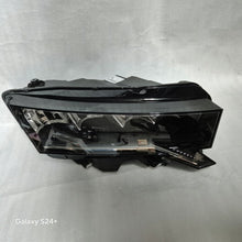 Load image into Gallery viewer, Frontscheinwerfer Skoda Octavia IV 5E4941010 LED Rechts Scheinwerfer Headlight SCH4712796823gp