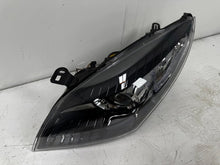 Laden Sie das Bild in den Galerie-Viewer, Frontscheinwerfer Renault Megane III 260608523R Xenon Links Headlight SCH4716555820fd