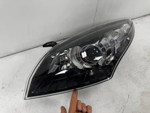 Laden Sie das Bild in den Galerie-Viewer, Frontscheinwerfer Renault Megane III 260608523R Xenon Links Headlight SCH4716555820fd