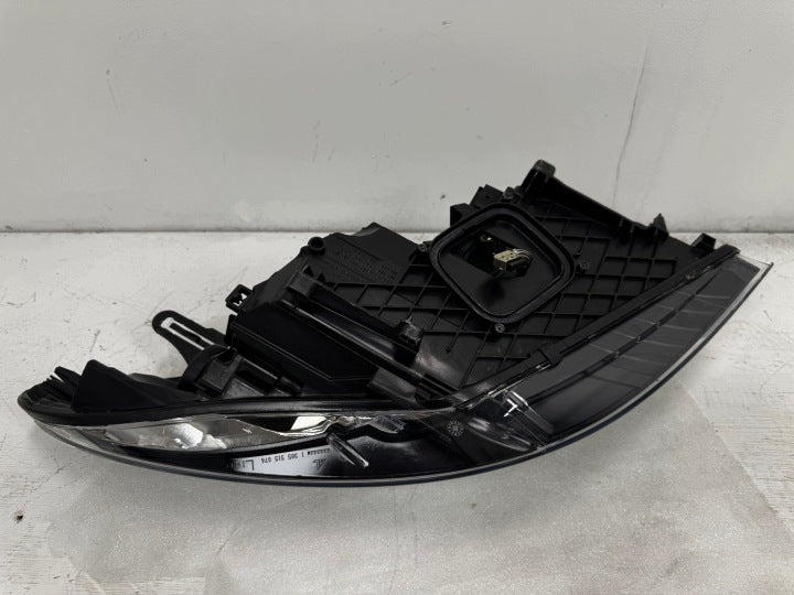 Frontscheinwerfer Renault Megane III 260608523R Xenon Links Headlight SCH4716555820fd