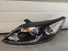 Laden Sie das Bild in den Galerie-Viewer, Frontscheinwerfer Kia Sportage 921013U250 Ein Satz Scheinwerfer Headlight SCH4728940765ni
