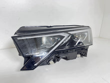 Laden Sie das Bild in den Galerie-Viewer, Frontscheinwerfer Skoda Octavia IV 5E4941035 Links Scheinwerfer Headlight SCH4732161878zh