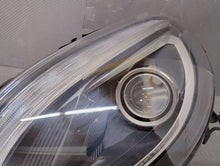 Laden Sie das Bild in den Galerie-Viewer, Frontscheinwerfer Mercedes-Benz W246 A2468207161 Xenon Links Headlight SCH4732999042hr