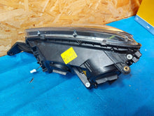 Load image into Gallery viewer, Frontscheinwerfer Skoda Yeti 5L1941016C Xenon Rechts Scheinwerfer Headlight SCH4736875144py