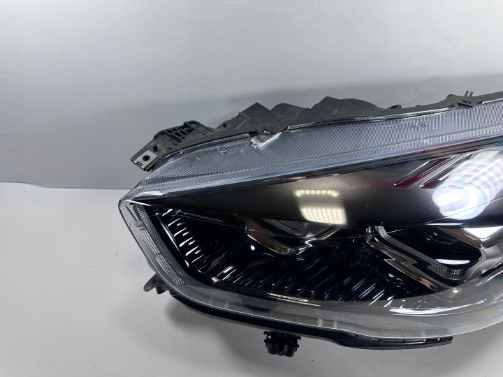 Frontscheinwerfer Ford Kuga I GV41-13D154-EH GV41-13D155-EH Ein Satz Headlight SCH4737440507sk