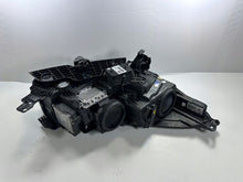 Load image into Gallery viewer, Frontscheinwerfer Ford Kuga I GV41-13D154-EH GV41-13D155-EH Ein Satz Headlight SCH4737440507sk