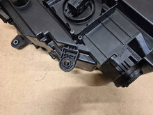 Load image into Gallery viewer, Frontscheinwerfer Seat Ateca 576941007D Links Scheinwerfer Headlight SCH4739151953zw