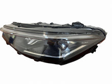 Laden Sie das Bild in den Galerie-Viewer, Frontscheinwerfer VW Passat 3J19410355 Links Scheinwerfer Headlight SCH4740056090ow