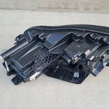 Laden Sie das Bild in den Galerie-Viewer, Frontscheinwerfer VW Touareg 761941036A LED Rechts Scheinwerfer Headlight SCH4741429917wh