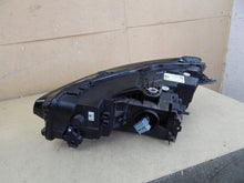 Laden Sie das Bild in den Galerie-Viewer, Frontscheinwerfer BMW 2 Active Tourer 5A42244-09 LED Rechts Headlight SCH4751518167ch