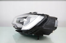 Laden Sie das Bild in den Galerie-Viewer, Frontscheinwerfer Audi A3 8V0941005 Links Scheinwerfer Headlight SCH4754988012ep