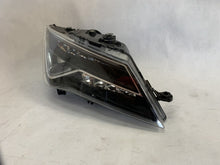 Laden Sie das Bild in den Galerie-Viewer, Frontscheinwerfer Seat Leon 5F1941008G Rechts Scheinwerfer Headlight SCH4755767633qc