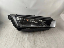 Laden Sie das Bild in den Galerie-Viewer, Frontscheinwerfer Skoda Octavia IV 5E4941016A LE18A6419 0301118234AB LED Rechts SCH4762413273ti