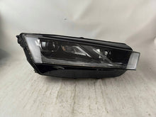Laden Sie das Bild in den Galerie-Viewer, Frontscheinwerfer Skoda Octavia IV 5E4941016A LE18A6419 0301118234AB LED Rechts SCH4762413273ti