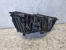 Laden Sie das Bild in den Galerie-Viewer, Frontscheinwerfer Audi Q3 83A941033 LED Links Scheinwerfer Headlight SCH4763519838di