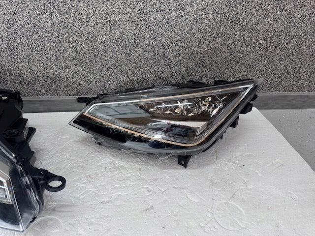 Frontscheinwerfer Seat Ibiza I 6F1941007C 6F1941774A Ein Satz Headlight SCH4768634877kv