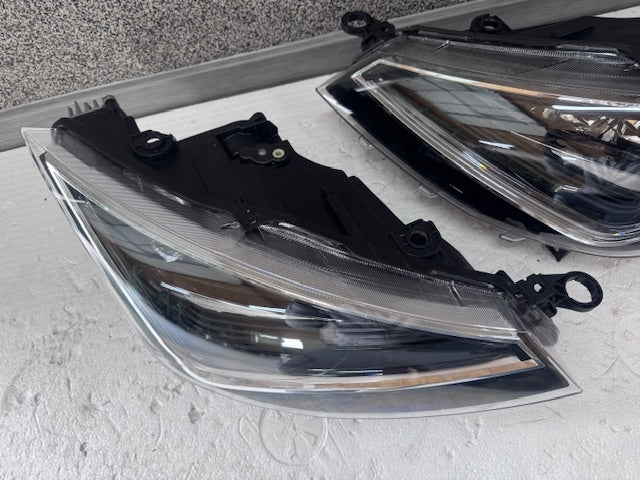 Frontscheinwerfer Seat Ibiza I 6F1941007C 6F1941774A Ein Satz Headlight SCH4768634877kv